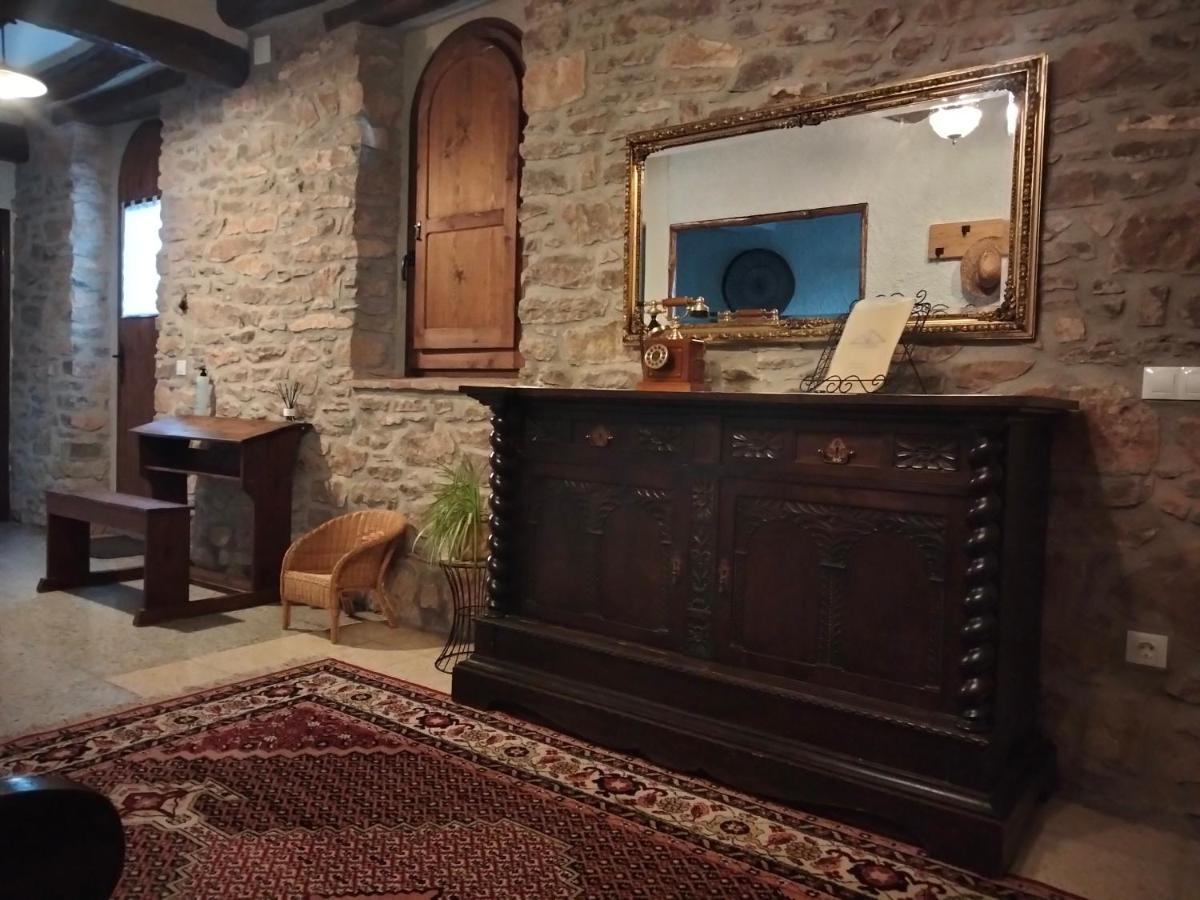فيلا El Forn Rural Montmajor المظهر الخارجي الصورة