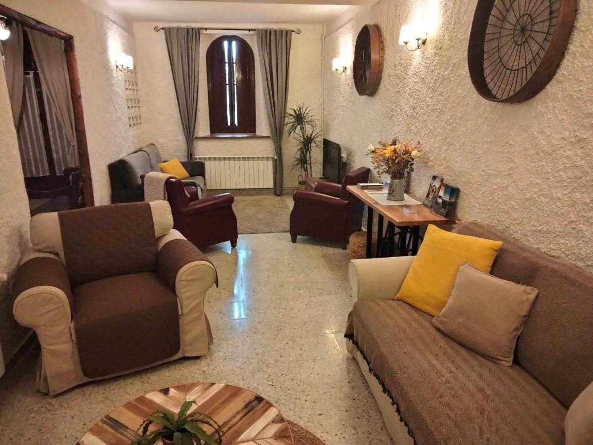 فيلا El Forn Rural Montmajor المظهر الخارجي الصورة